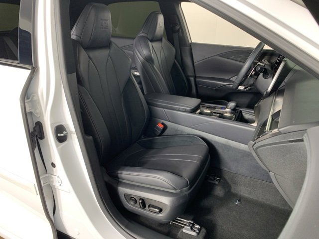 Used 2023 Lexus RX 500h F Sport image 22