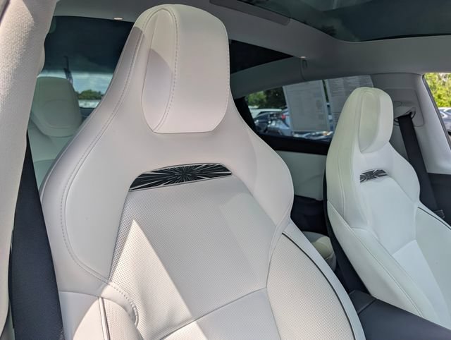 Used 2025 Tesla Model 3 Performance AWD/4WD image 15