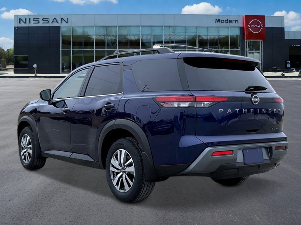 New 2026 Nissan Pathfinder SL w/ Cargo Package AWD/4WD image 3