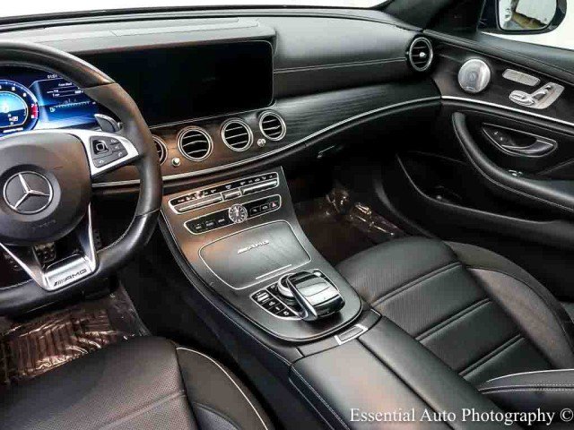 Used 2018 Mercedes-Benz E 63 AMG S image 17