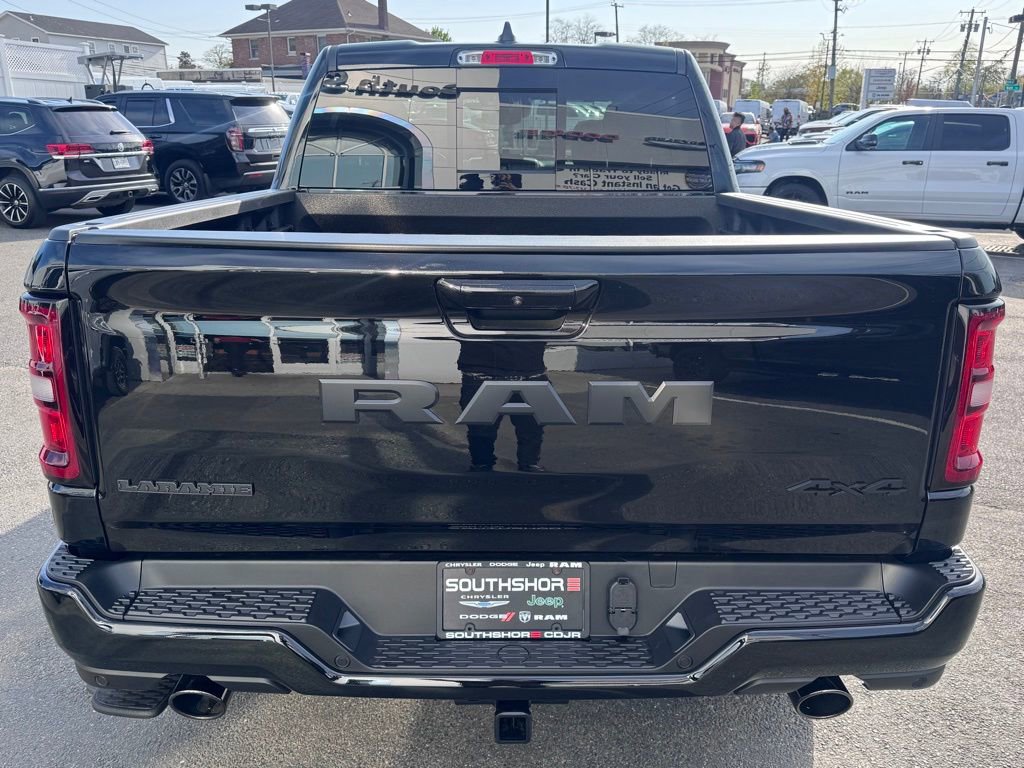 New 2026 RAM 1500 Laramie AWD/4WD image 6
