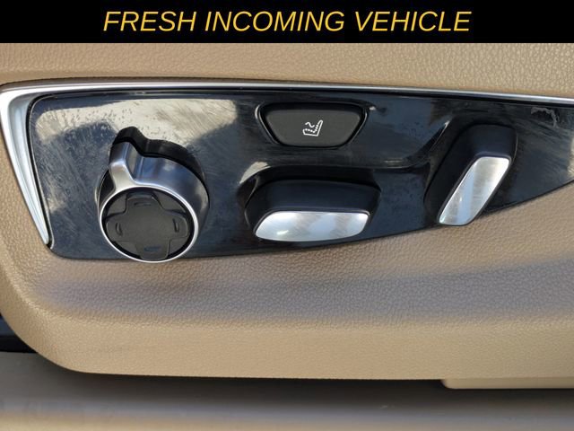 Used 2018 Cadillac Escalade Platinum image 16