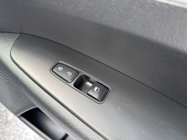 Used 2023 Kia Forte LXS image 42