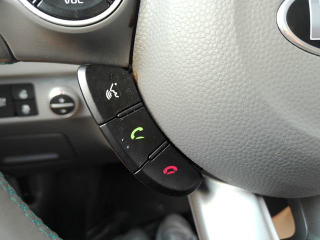 Used 2019 Kia Soul EV + w/ Sun & Fun Package image 36