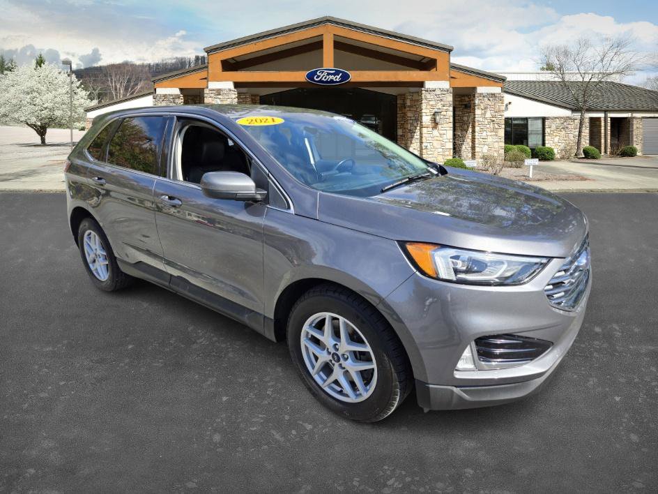 Used 2021 Ford Edge SEL image 3
