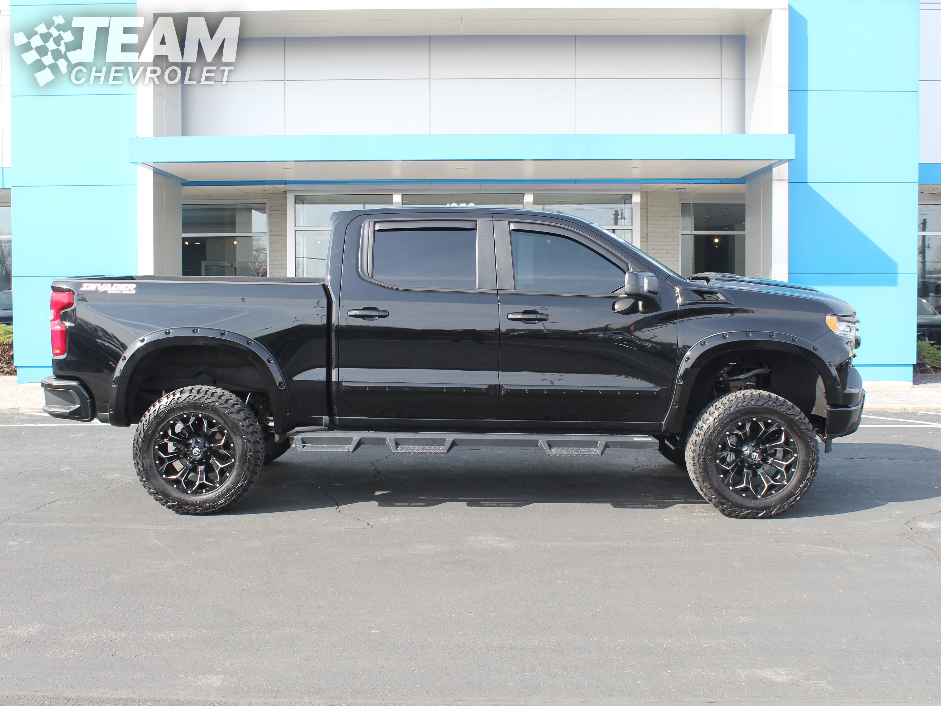 Used 2023 Chevrolet Silverado 1500 RST w/ All Star Edition Plus image 3