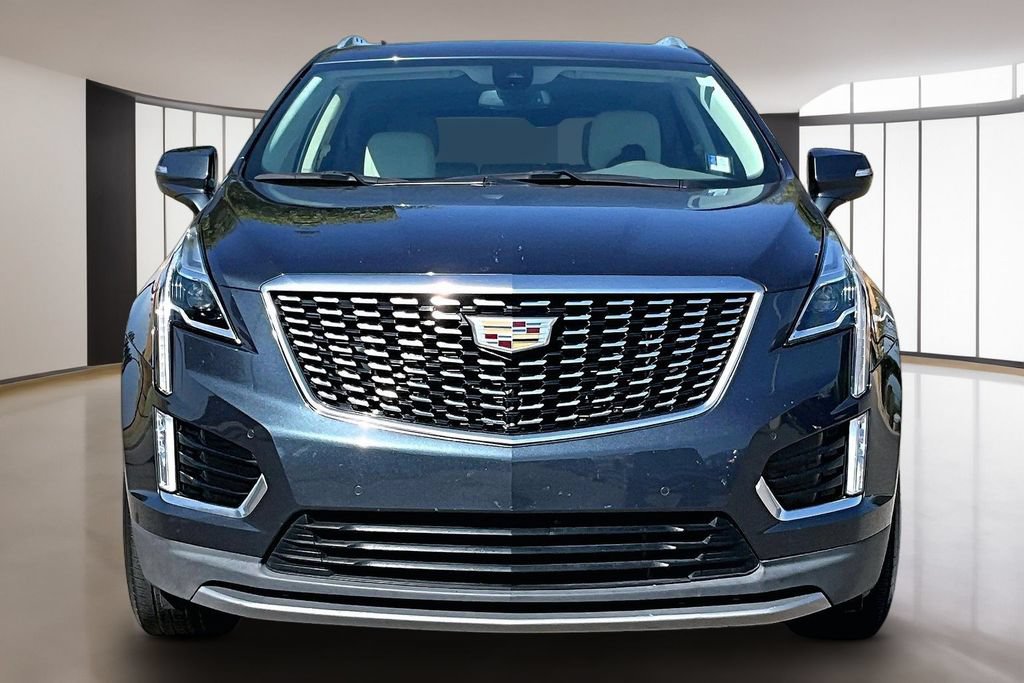 Used 2021 Cadillac XT5 Premium Luxury FWD image 3