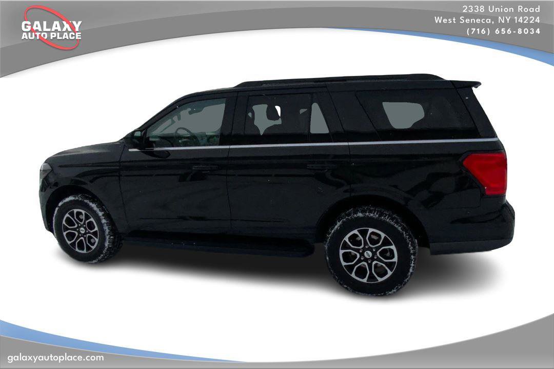 Used 2024 Ford Expedition XLT AWD/4WD image 8