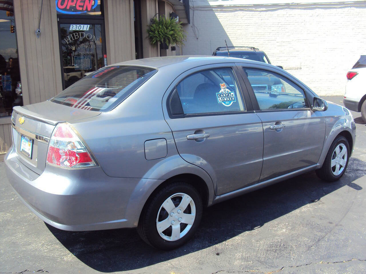 Used 2009 Chevrolet Aveo LT w/ Power and Convenience Package FWD image 5