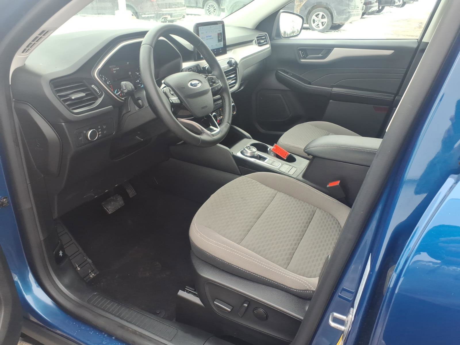 Certified 2022 Ford Escape SE w/ Convenience Package image 12