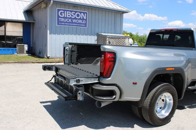 Used 2024 GMC Sierra 3500 Denali w/ Denali Reserve Package image 11