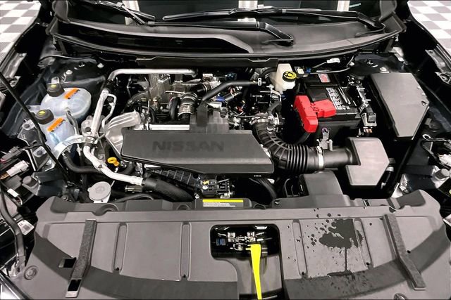 New 2025 Nissan Rogue S image 12