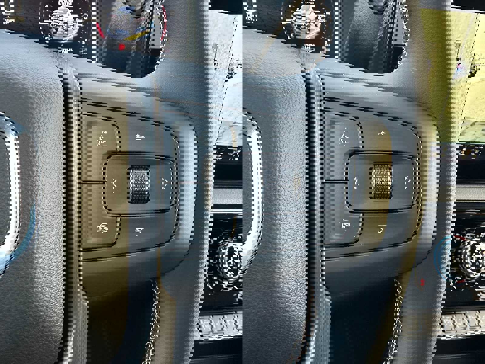 New 2026 GMC Sierra 2500 AT4 w/ AT4 Premium Plus Package image 34