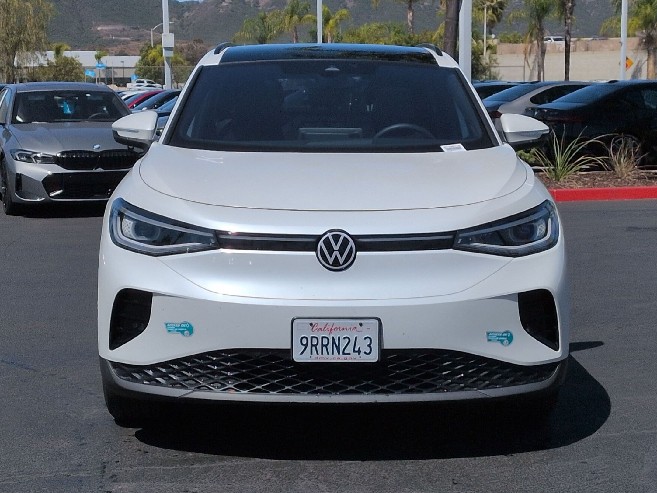 Used 2023 Volkswagen ID.4 Pro S AWD/4WD image 3
