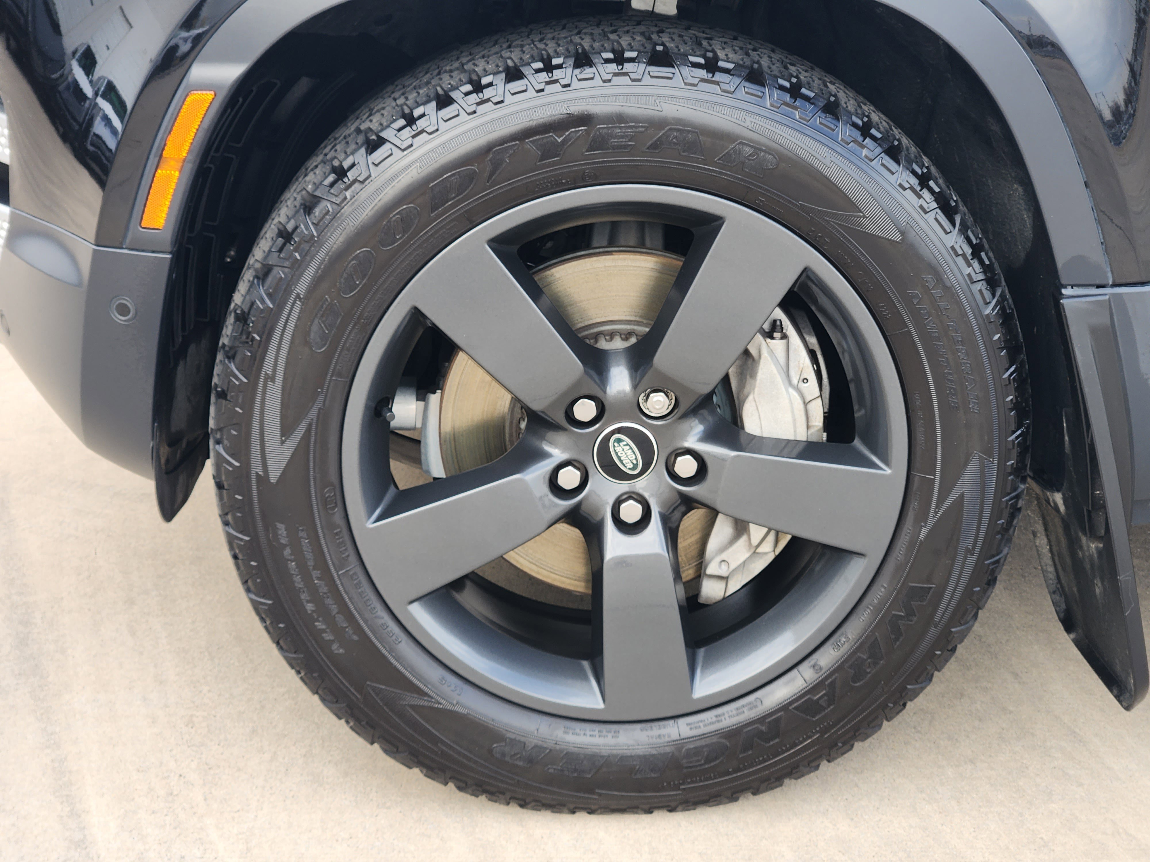 Certified 2024 Land Rover Defender 130 S image 11