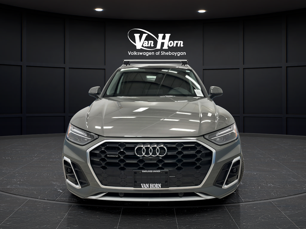 Used 2025 Audi Q5 2.0T Premium Plus w/ Premium Plus Package AWD/4WD image 2