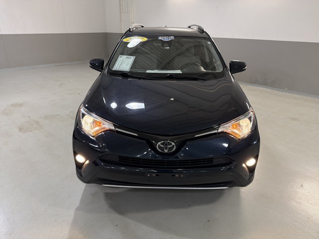 Used 2017 Toyota RAV4 XLE AWD/4WD image 3