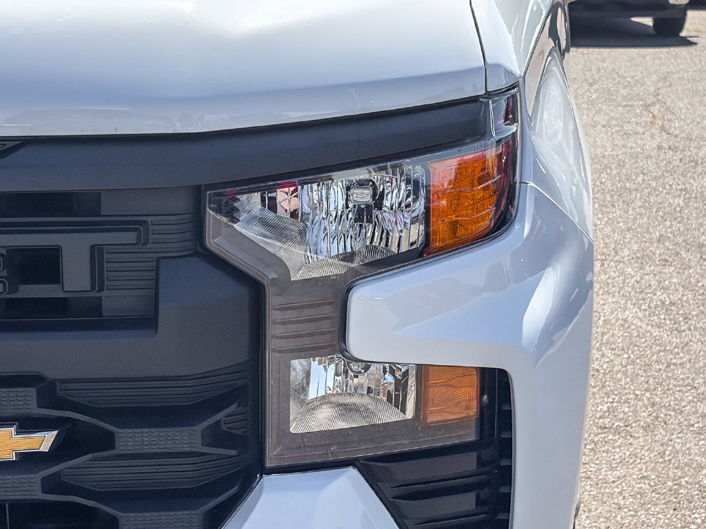 Used 2025 Chevrolet Silverado 1500 W/T RWD image 3