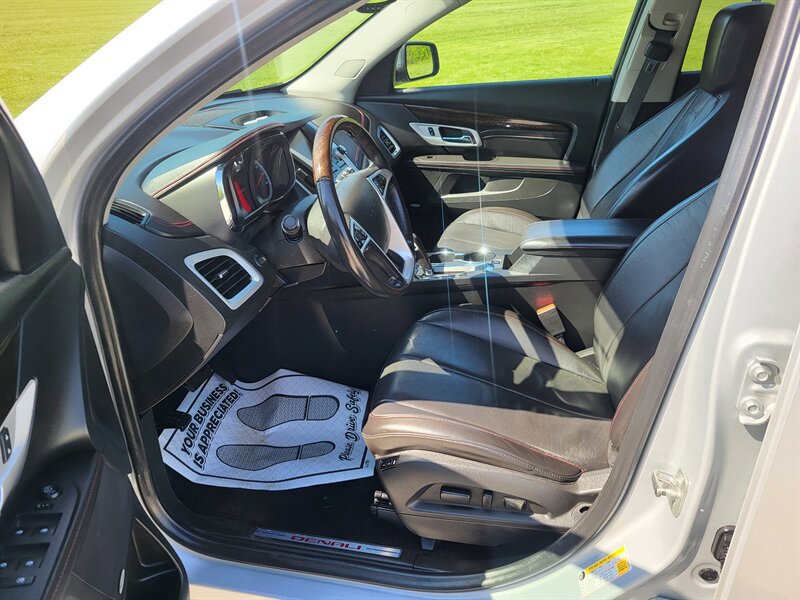 Used 2015 GMC Terrain Denali FWD image 11