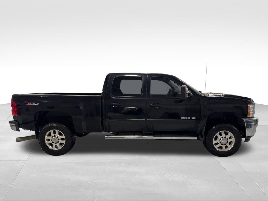 Used 2014 Chevrolet Silverado 2500 LTZ w/ LTZ Plus Package AWD/4WD image 47