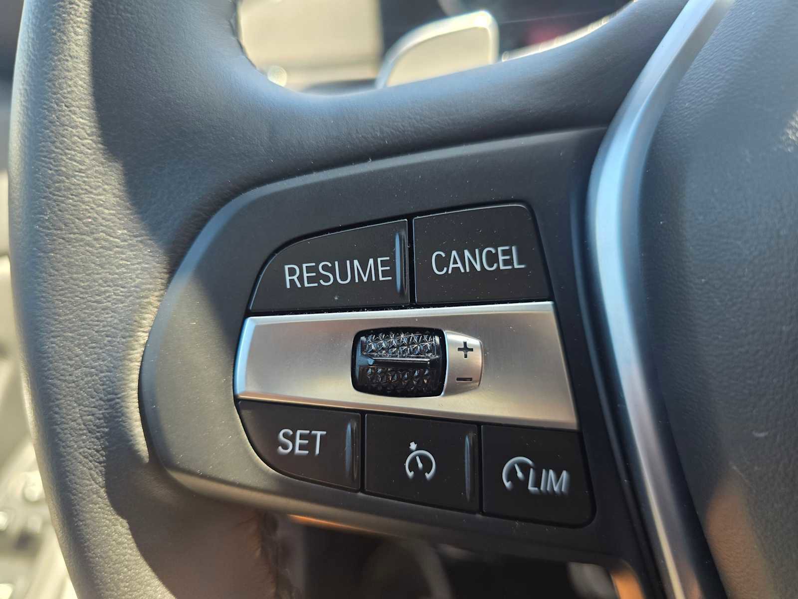 Used 2024 BMW 330i Sedan w/ Convenience Package image 32