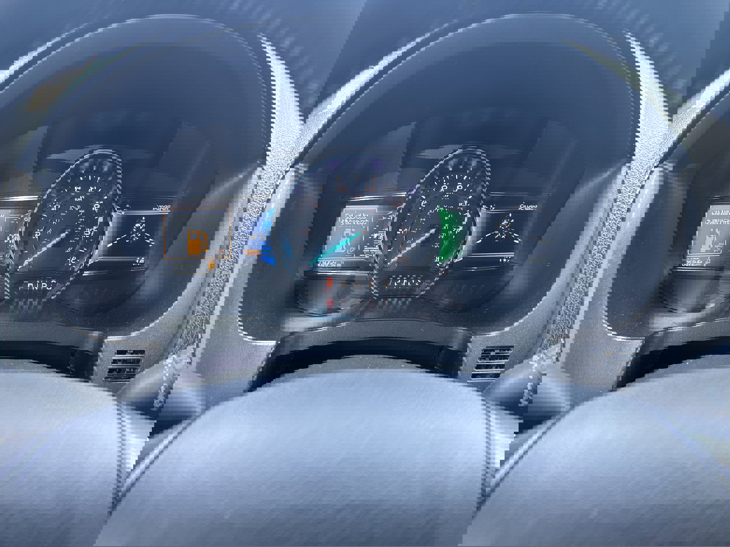 Used 2018 Ford Explorer XLT w/ Equipment Group 202A image 25