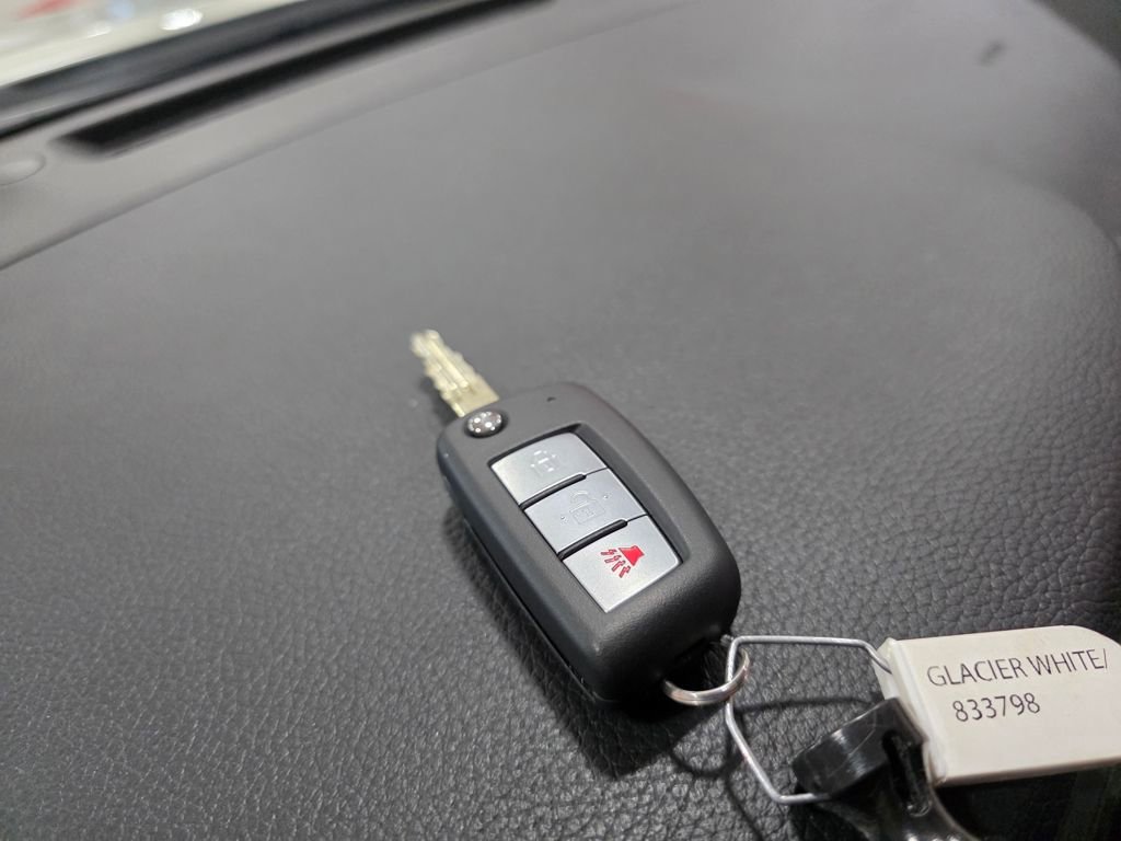 Used 2019 Nissan Rogue S image 20