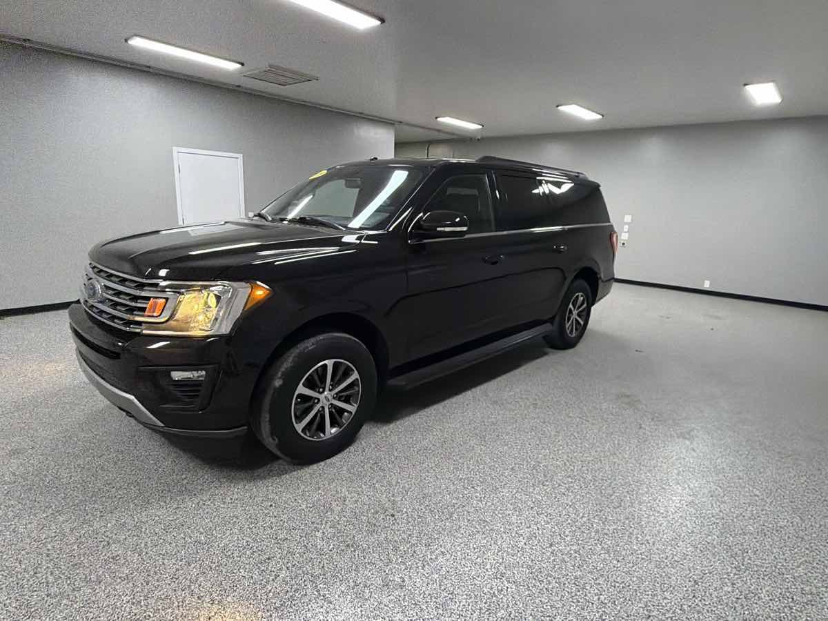 Used 2019 Ford Expedition Max XLT w/ Equipment Group 201A AWD/4WD image 7