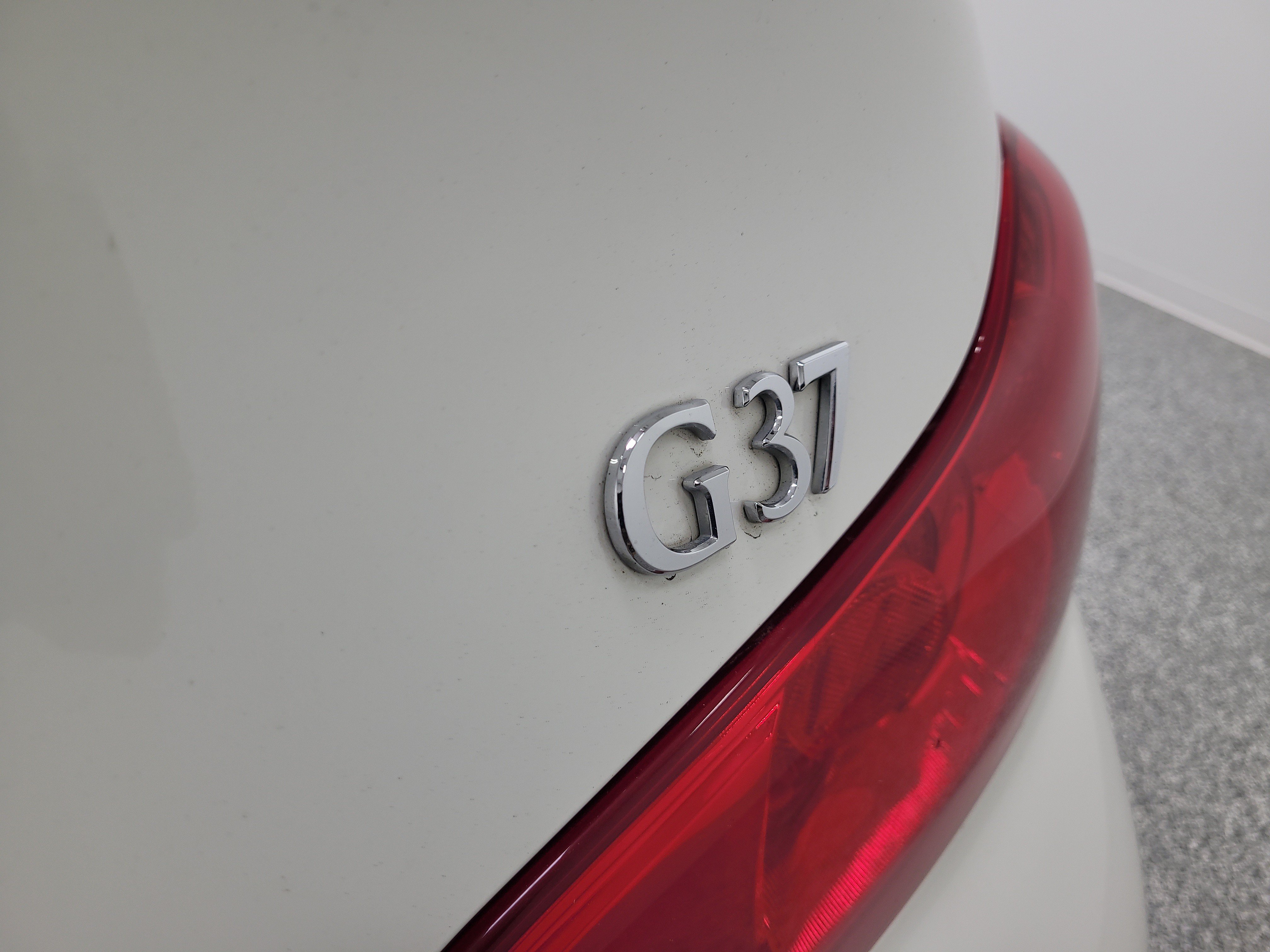 Used 2013 INFINITI G37 Convertible w/ Premium Pkg RWD image 7