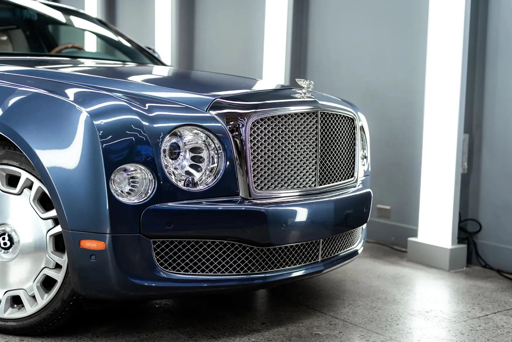 Used 2011 Bentley Mulsanne RWD image 33