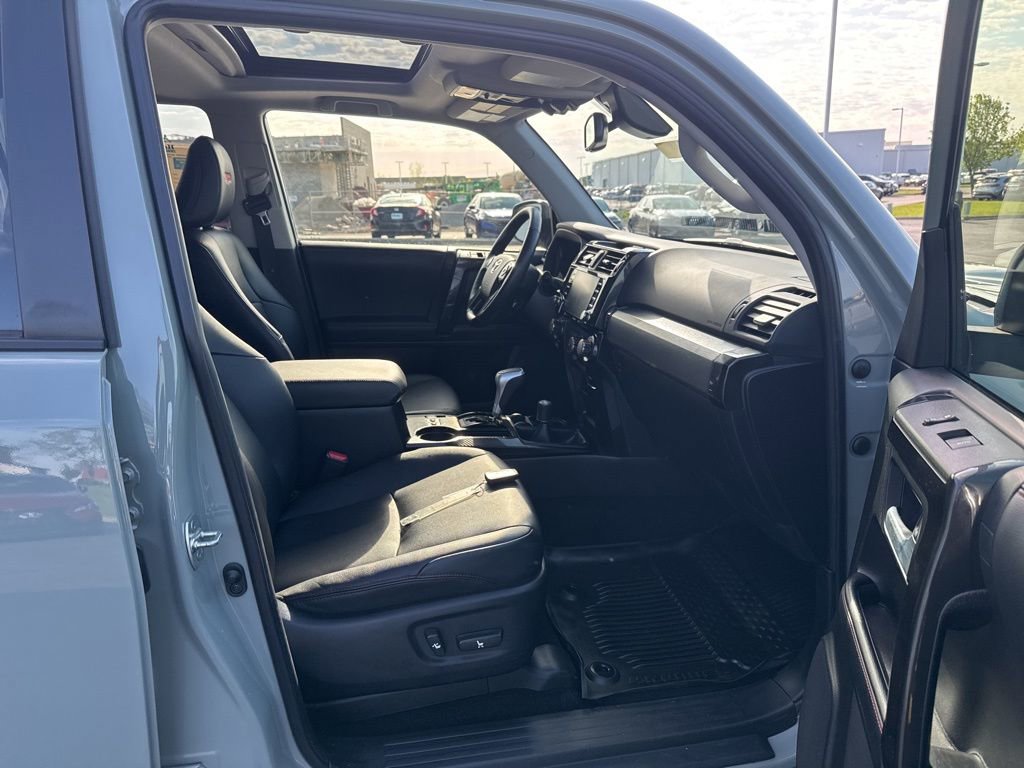 Used 2023 Toyota 4Runner TRD Off-Road Premium w/ Off Road Premium Plus Package AWD/4WD image 44