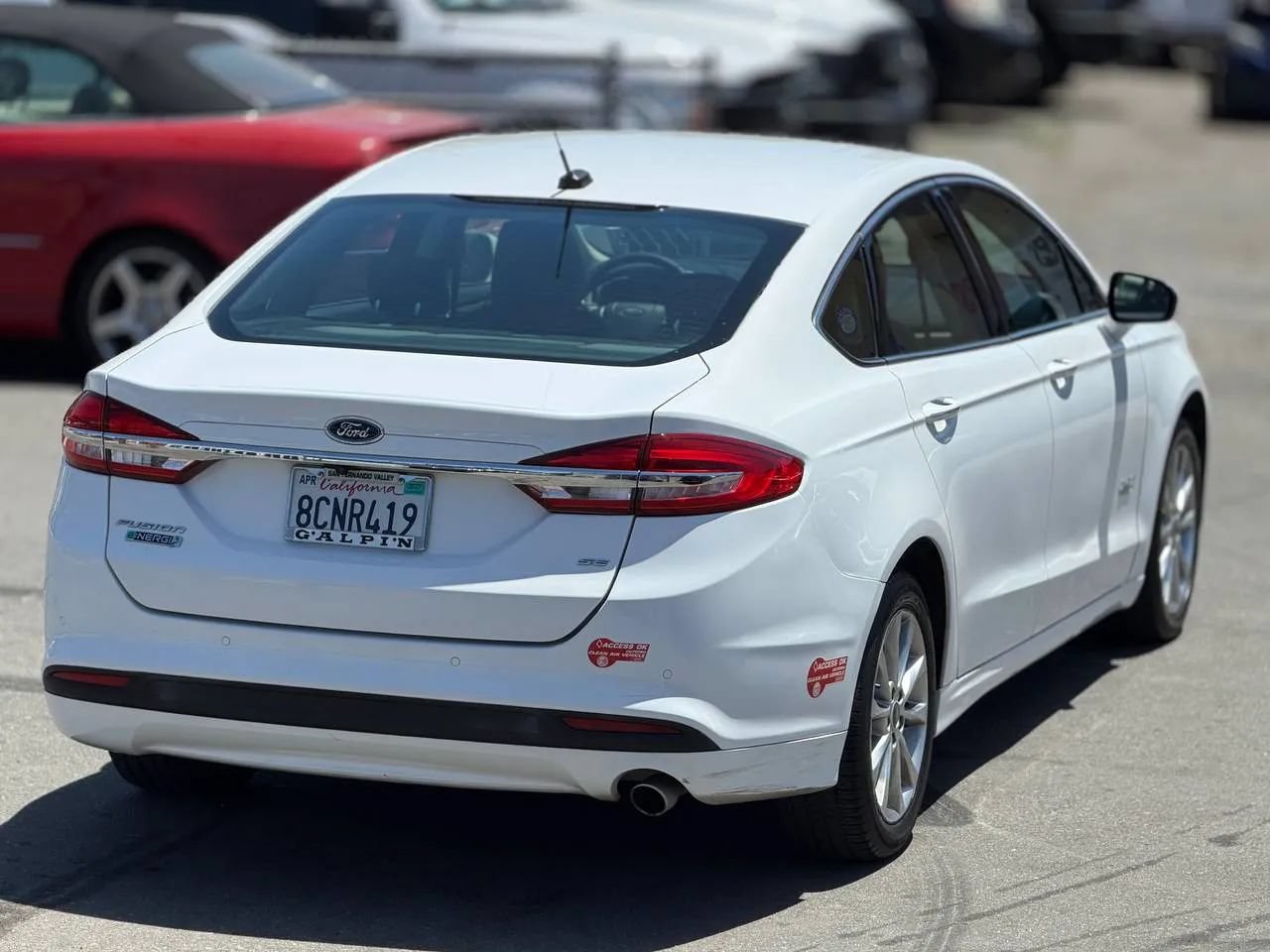 Used 2018 Ford Fusion Energi SE FWD image 15
