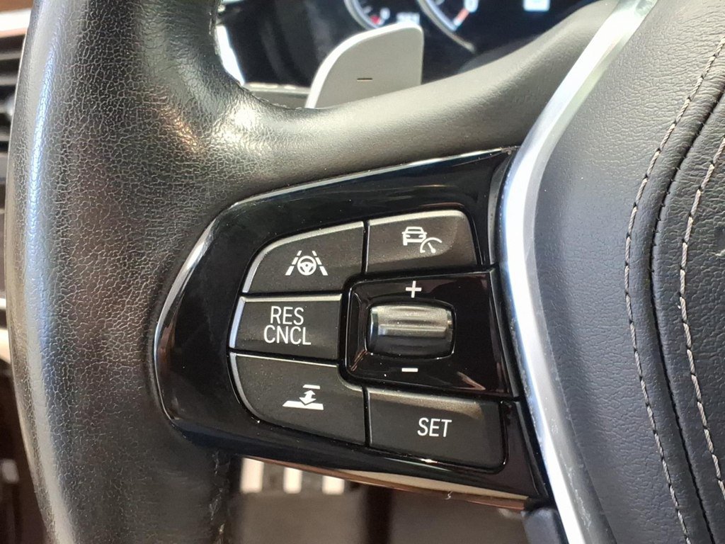 Used 2018 BMW 640i Gran Turismo xDrive AWD/4WD image 10
