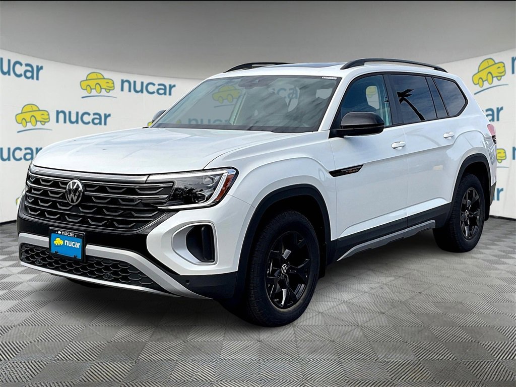New 2026 Volkswagen Atlas Peak Edition image 4