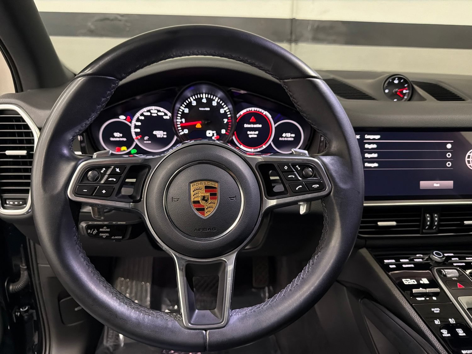 Used 2023 Porsche Cayenne AWD/4WD image 27