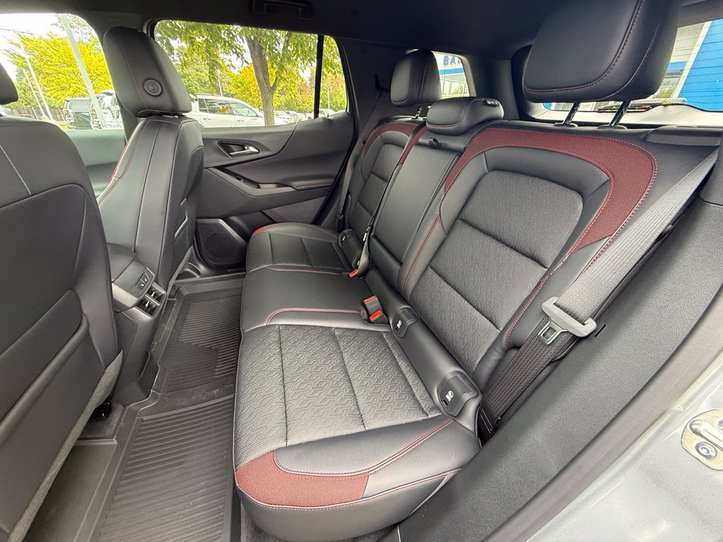New 2027 Chevrolet Equinox RS w/ Convenience Package III AWD/4WD image 24
