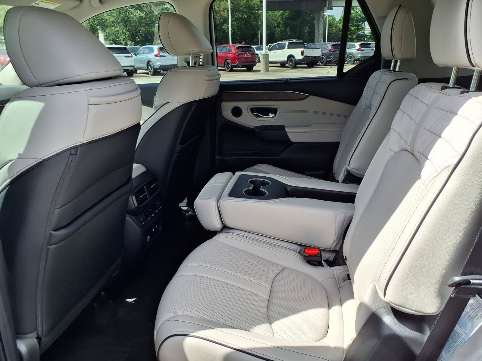 New 2026 Honda Pilot Elite image 14