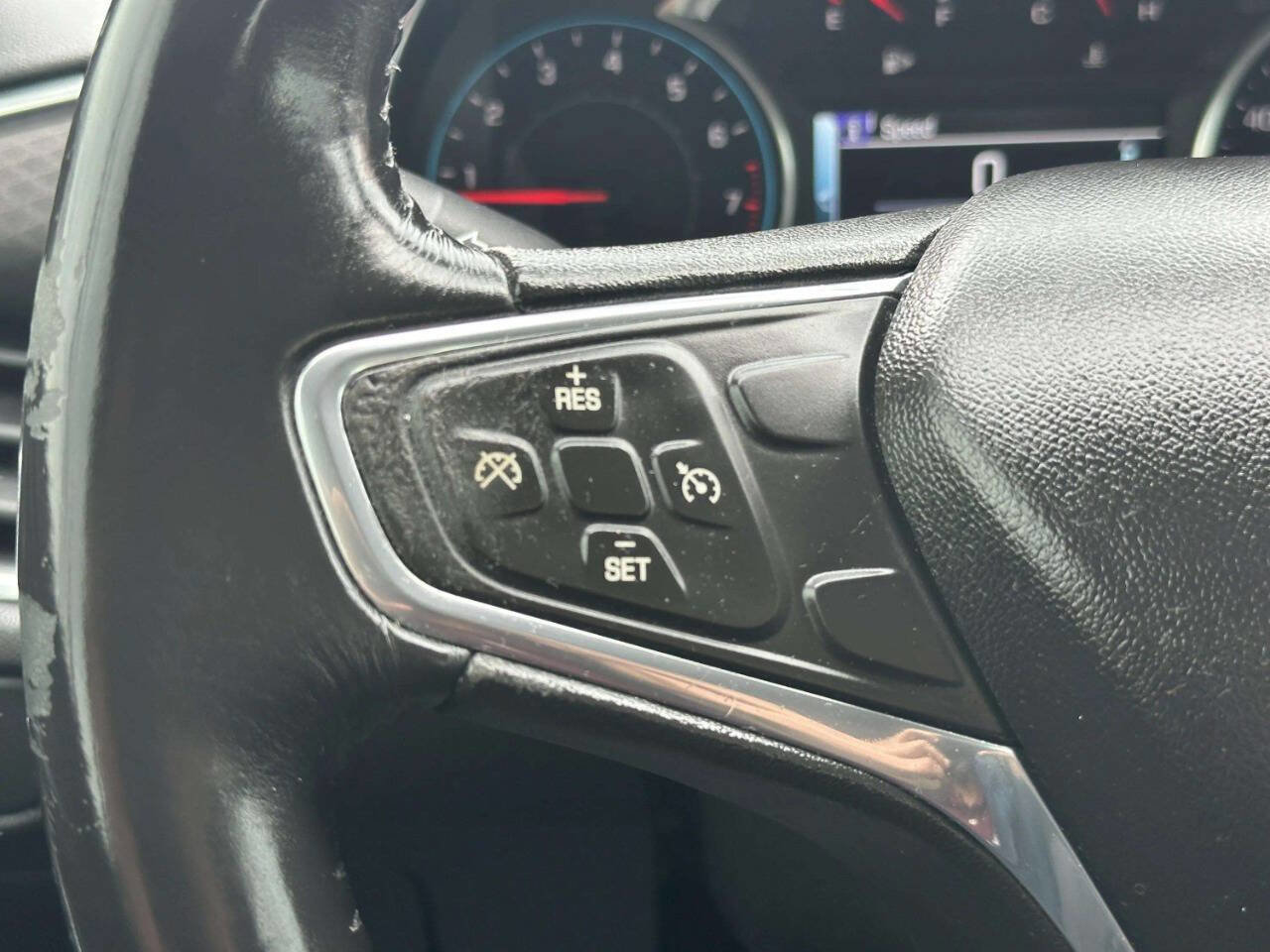 Used 2016 Chevrolet Malibu LT FWD image 28