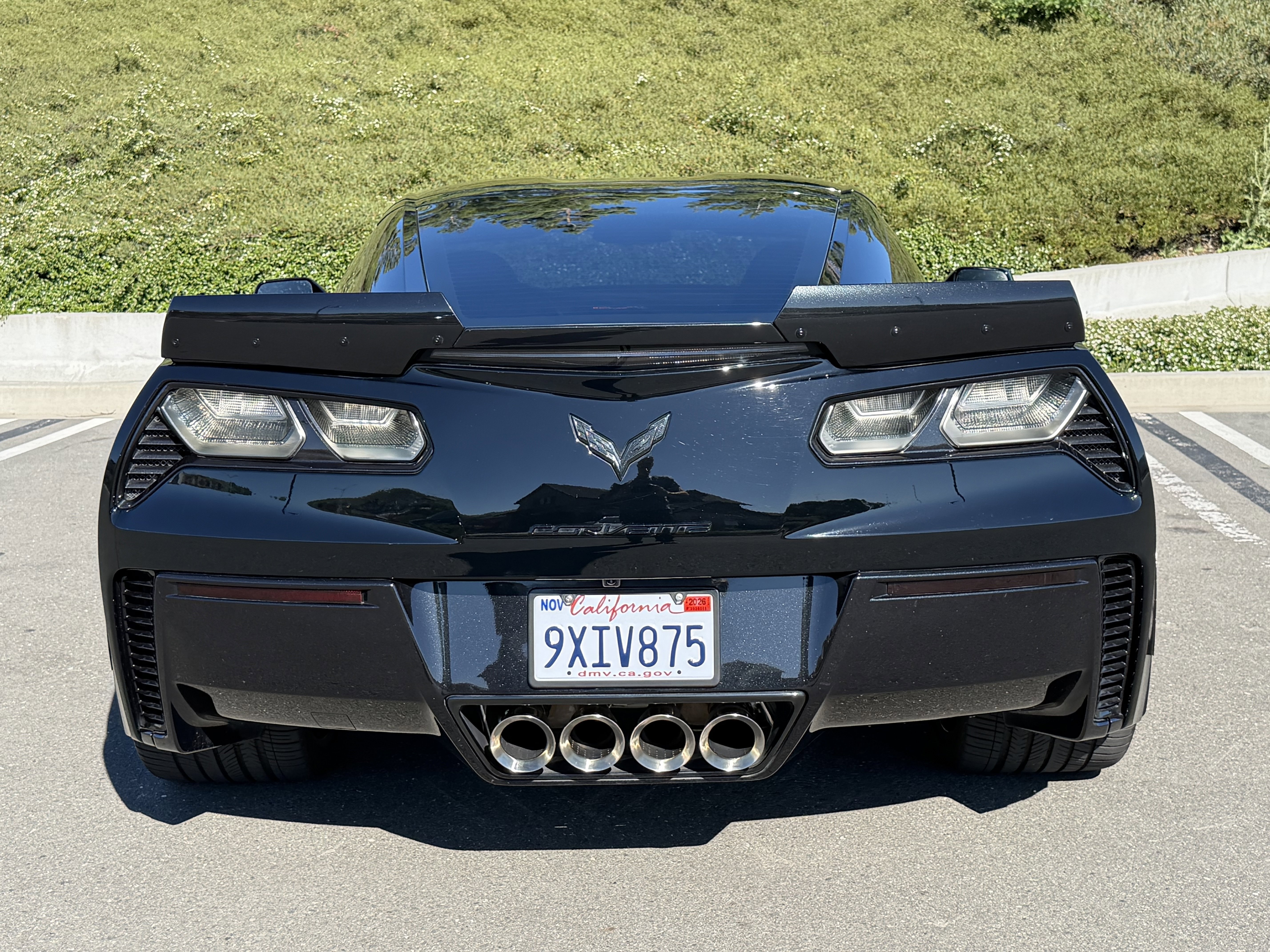 Used 2016 Chevrolet Corvette Z06 w/ 3LZ Preferred Equipment Group image 8