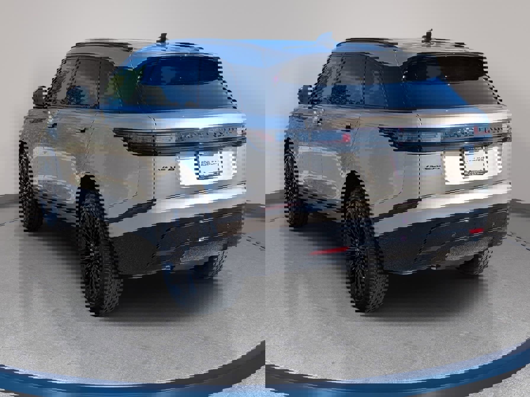 New 2026 Land Rover Range Rover Velar Dynamic SE AWD/4WD image 7