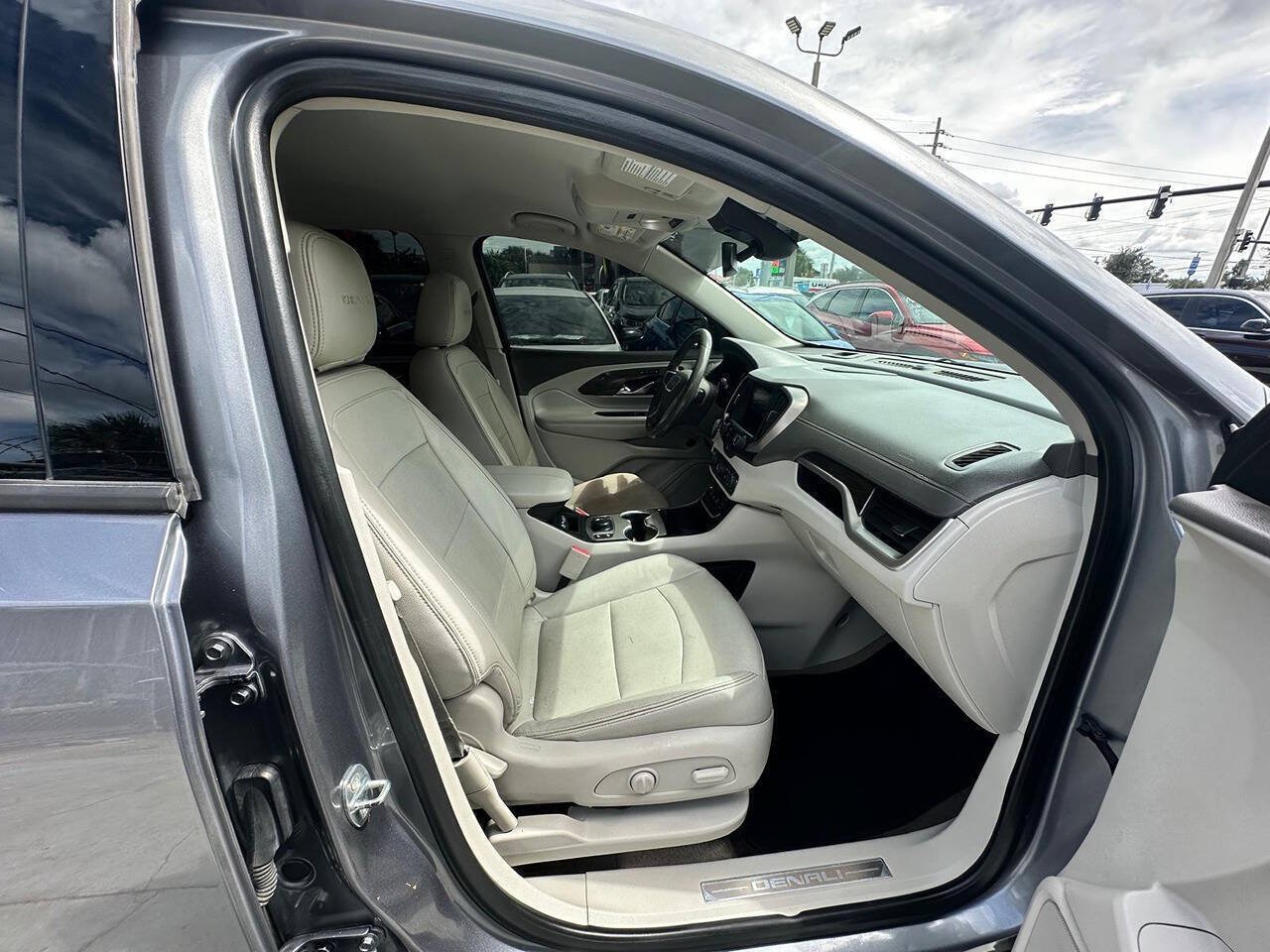 Used 2019 GMC Terrain Denali w/ Driver Alert Package II FWD image 15