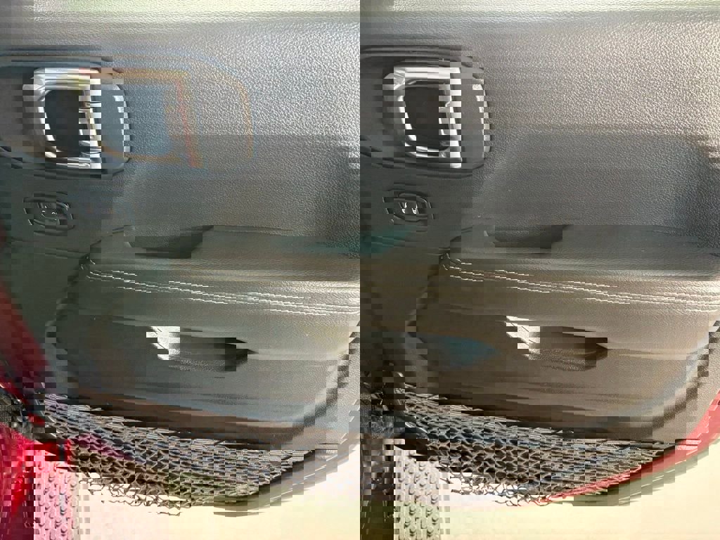 Used 2022 Jeep Wrangler Unlimited Sahara image 12