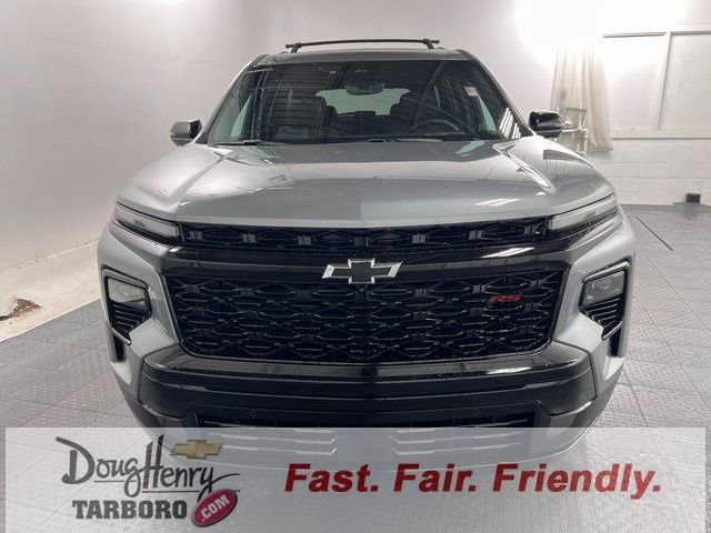 New 2026 Chevrolet Traverse RS w/ LPO, Floor Liner Package FWD image 2
