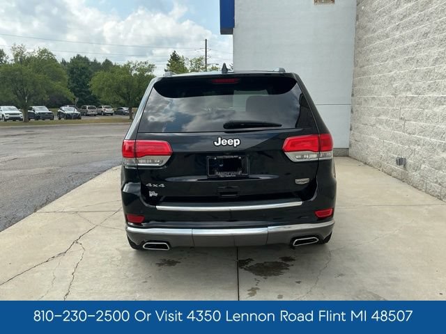 Used 2018 Jeep Grand Cherokee Summit AWD/4WD image 12
