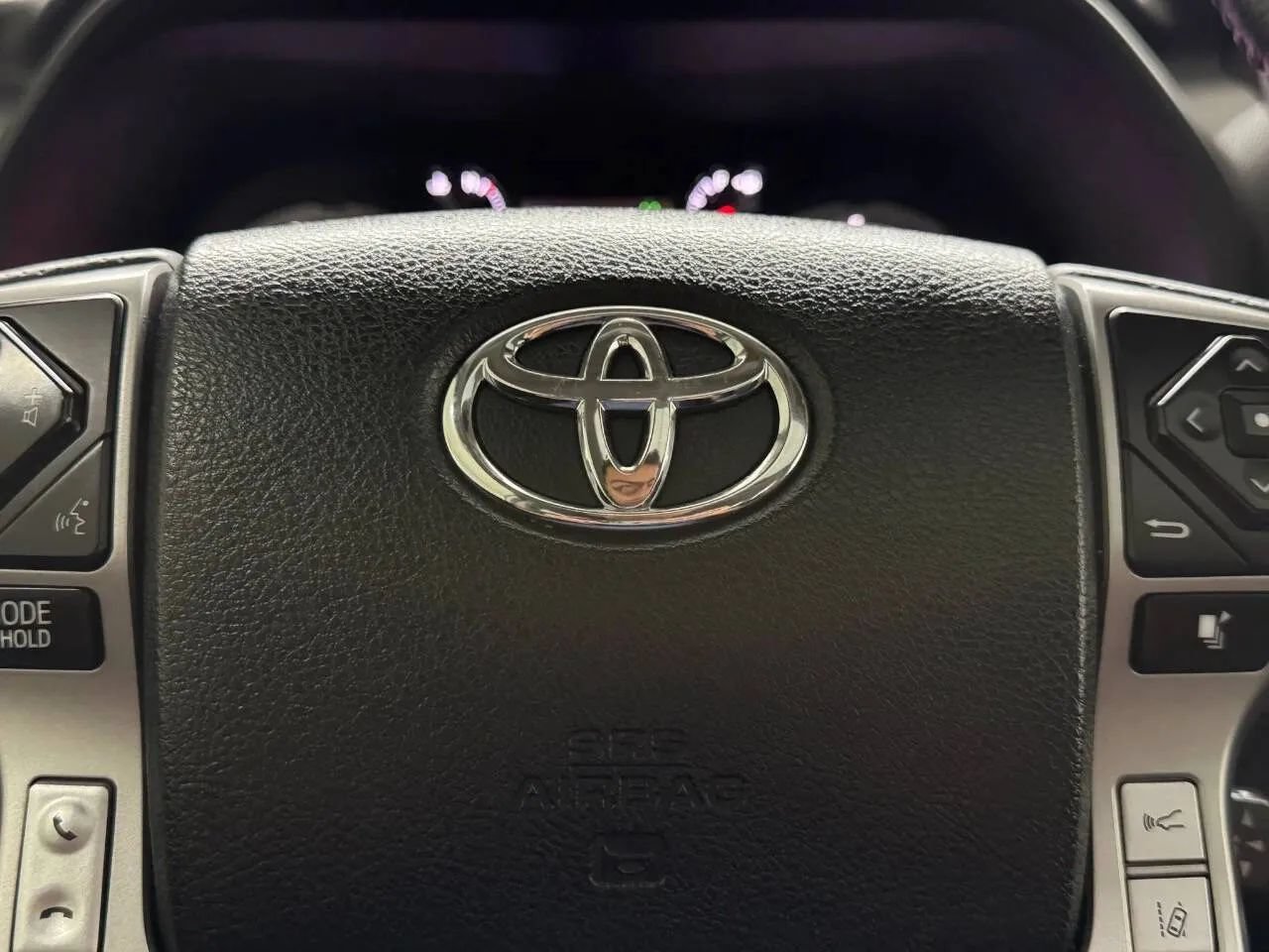Used 2020 Toyota 4Runner Limited RWD image 26