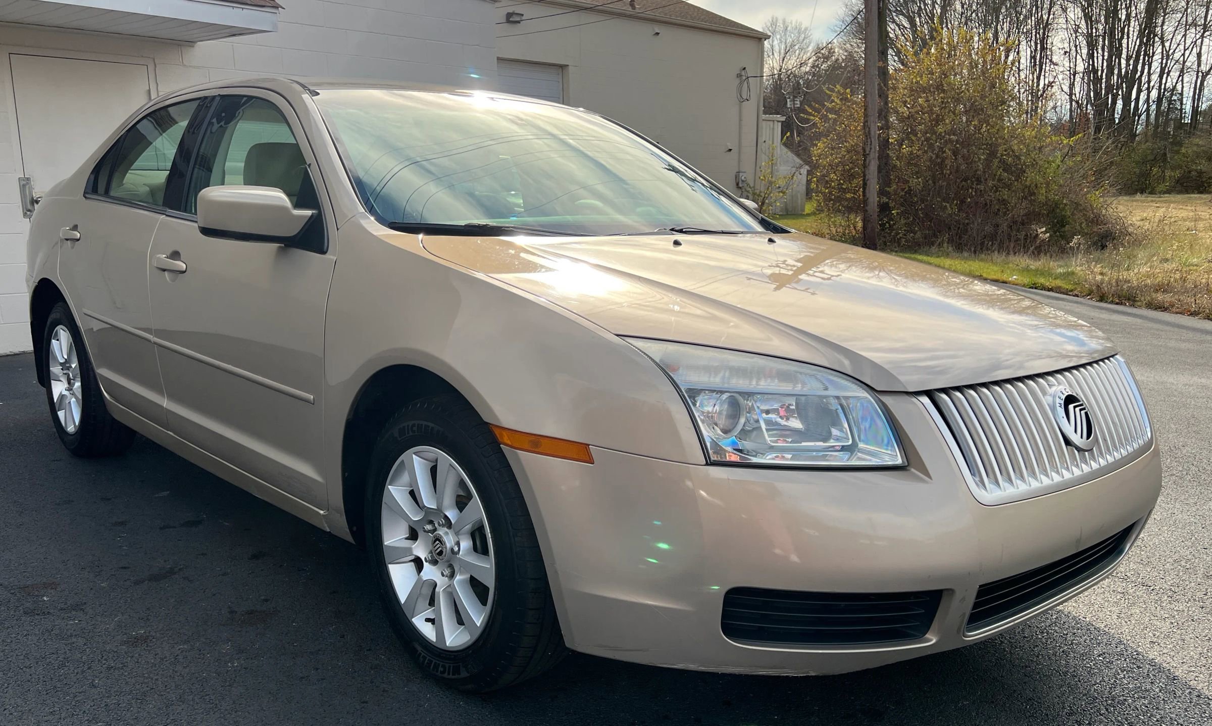 Used 2007 Mercury Milan image 4