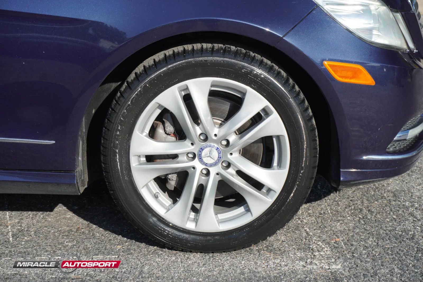 Used 2011 Mercedes-Benz E 350 4MATIC Wagon image 10