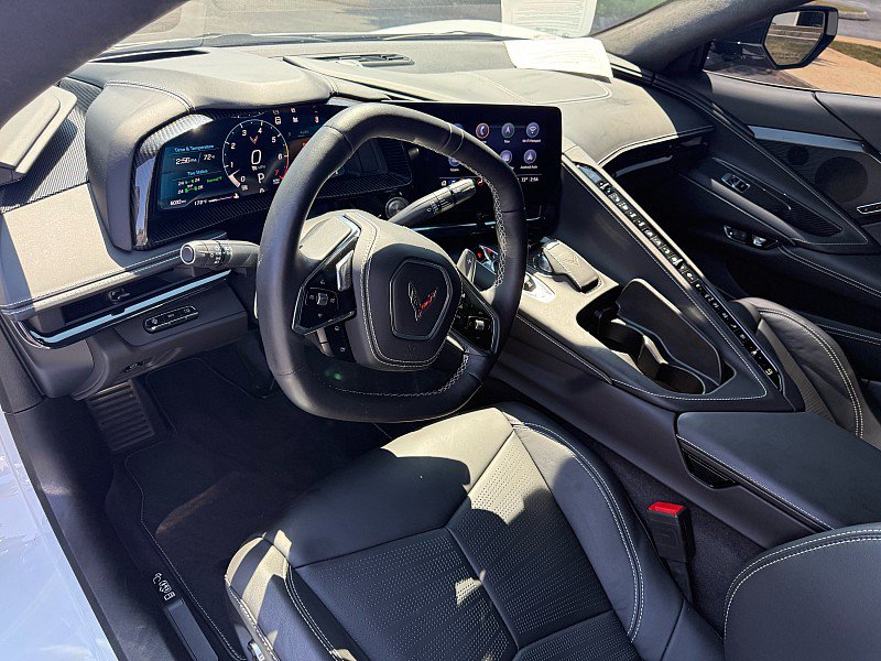 Used 2023 Chevrolet Corvette Convertible w/ 3LT w/ Z51 Performance Package RWD image 13