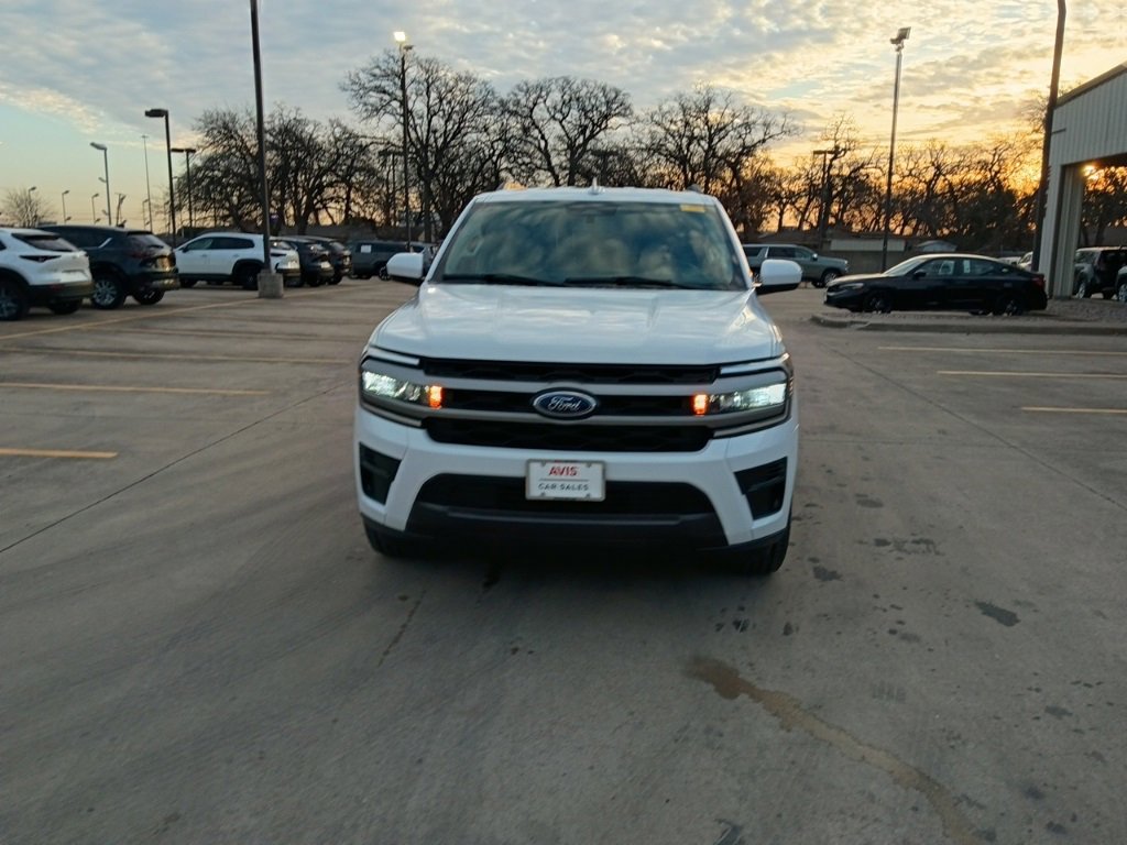 Used 2024 Ford Expedition XLT image 2
