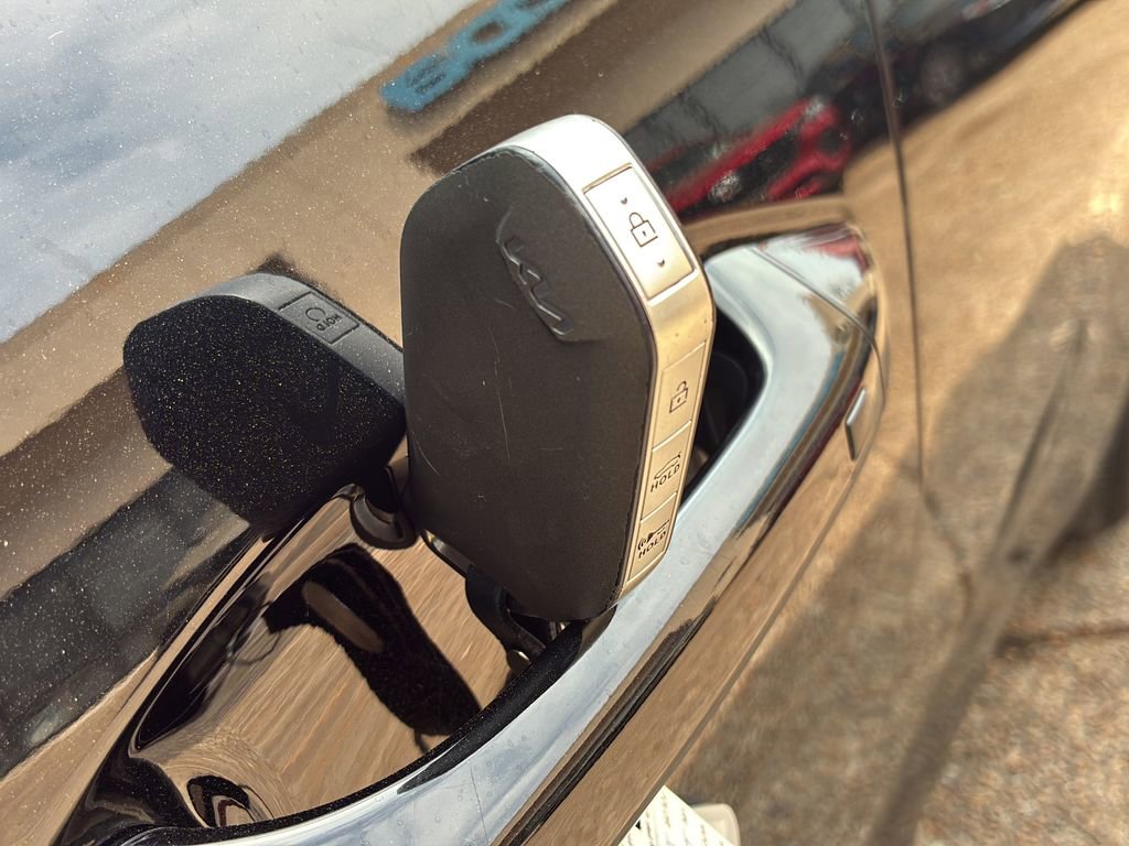 Used 2025 Kia K4 FWD image 46